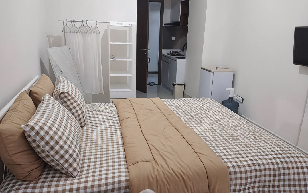 Diajeng Room Near Ipdn