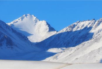 巴尔斯雪山一日游【2-8人小包团】【2-8人小包团舒适出行，落地成团有保障。】