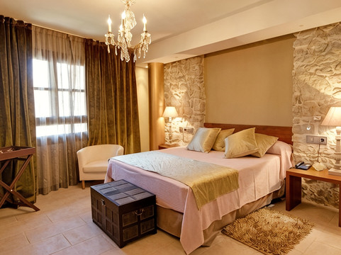 Lascuarre酒店住宿-Hotel Palacio del Obispo