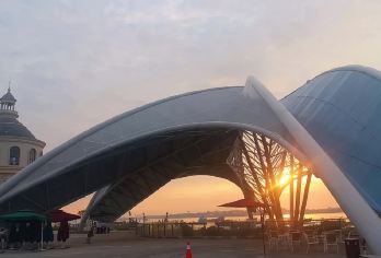 2人起订私家团特呈岛湖光岩赤坎老街海滨公园一日游湛江上门接送【所选城市市区免费上门接送，方便快捷，省时省力（时间可微调）】