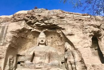 云冈石窟半日游深度游玩3小时【含耳麦】【20人左右团】【[艺术价值无与伦比]云冈石窟代表了公元5世纪世界的雕刻艺术，是世界三大石雕艺术宝库。】