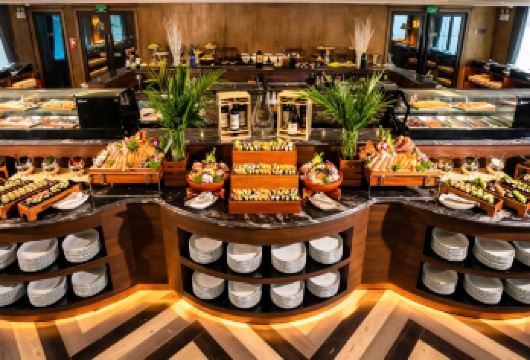 下龙湾五星豪华大使游轮【Ambassador Cruise】【享用轻食早餐和优质午餐，尽情欣赏壮丽的下龙湾全景】