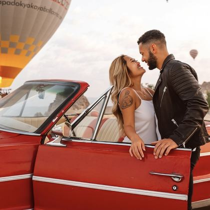 土耳其卡帕多奇亚-网红老爷车追热气球酒店接送可选日出日落