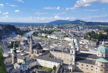 德国慕尼黑-萨尔茨堡《音乐之声》取景地【中文专车-舒适纯净】【中文专车出行，景点灵活调整，打卡经典，游玩自己定义，无需等待，专属贴心服务，尽享惬意旅程】