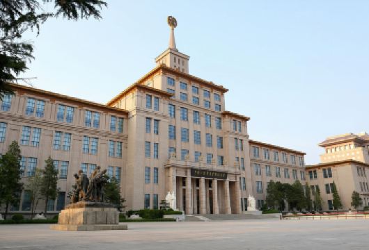 中国人民革命军事博物馆半日活动【20人小团|2.5H趣味互动】【半日聚焦核心展区，趣味互动拆解军事历史，干货满满不敷衍】