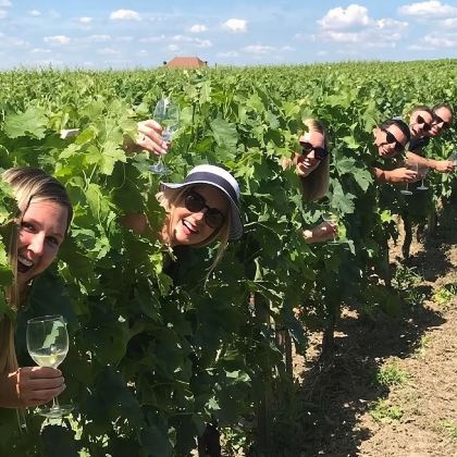 法国波尔多圣埃米利永一日游【酒庄参观+8人精致小团】