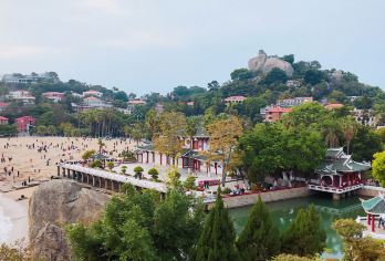 厦门鼓浪屿人工讲解【老别墅的人文时光丨可选场次 时长】【[时长保障] 不会「水」时长，每一场讲解确保都足料足质。】