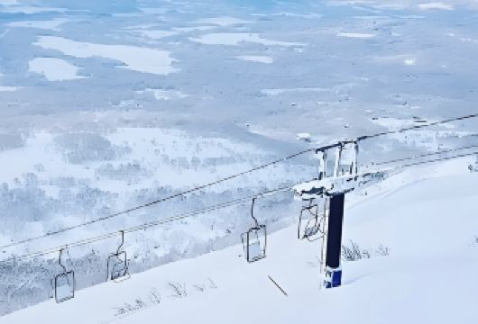 日本小樽音乐盒堂-小樽天狗山-朝里川温泉【北海道中文专车】【中文专车出行，景点灵活调整，打卡经典，游玩自己定义，无需等待，专属贴心服务，尽享惬意旅程】
