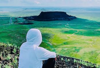 辉腾锡勒草原+乌兰哈达火山地质公园一日游【专属客服一站式服务、行前途中售后24h接待，省心出行；】