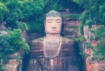 成都+乐山大佛一日包车游【5-9座车丨三环内免费上门接】【[30年老社自营线路]专注四川纯玩旅行，大品牌，正规操作】