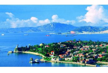 厦门：鼓浪屿&南普陀+菽庄花园+万国建筑博览1日游拼团@【（鼓浪屿+南普陀寺+菽庄花园+万国建筑博览+打卡网红转角+赠送特色福袋+体验佛教文化+一次玩遍精华景】