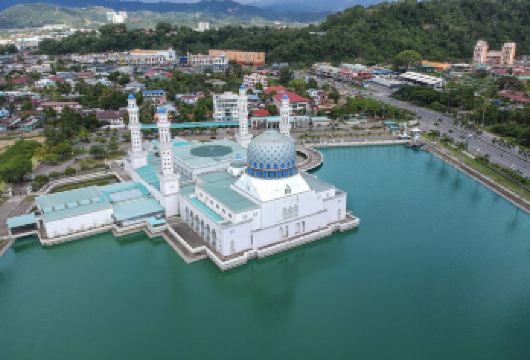 沙巴海龟苑树林一日游 | 沙巴大学 | 水上清真寺【充实型！+沙巴大学+水上清真寺+加雅街】