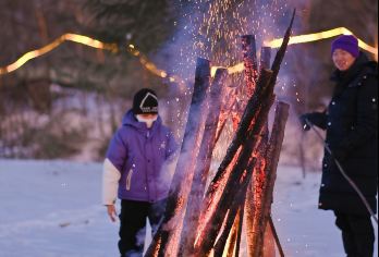 长白山雪山徒步+雪地火锅+冬捕+冰钓等沉浸式体验一日游【纯玩无购物无自费】