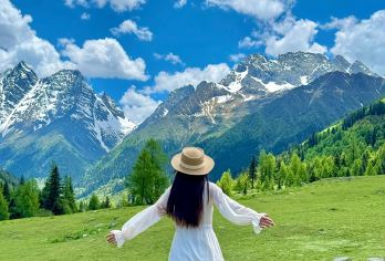 四姑娘山一日游2-8人小团+双桥沟门票+都江堰南桥夜景跟团游【2-8人精品小团，真纯玩全程无购物，行程更舒心】