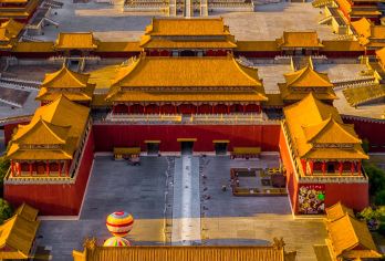 金华横店影视城+秦王宫景区+明清宫苑景区+广州街香港街一日游【杭州市区上门接，纯玩无购物，影视体验主题公园中国好莱坞穿越之旅】