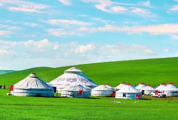 内蒙古+呼伦贝尔大草原+私人定制&行程可调@【特色体验：骑马、篝火晚会、俄式风情小镇、驯鹿互动】