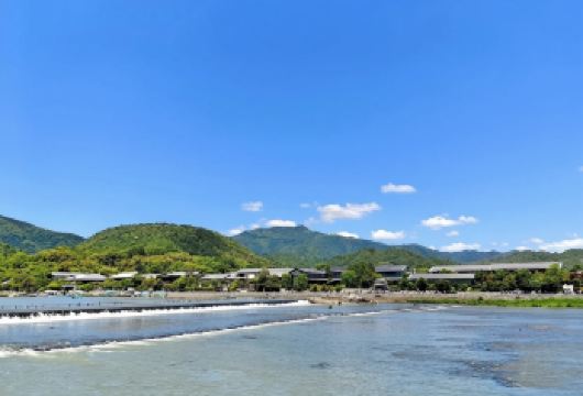 日本京都-琉璃光院-三千院-贵船神社-红叶满天 京都巡礼【专业行程定制，精选热门景点，高效游玩不走回头路，贴心服务保障，轻松】