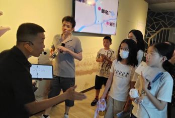 【金牌说】景德镇御窑博物馆讲解2.5H讲解大咖讲师8人小团【[金牌导游讲师团]他们博古通今，幽默睿智，善于挖掘文物背后的故事，用有趣的方式带您领略明清风采；】