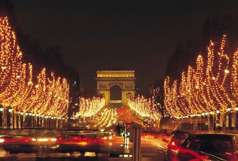 法国巴黎圣母院+卢浮宫+杜乐丽花园+香榭舍大街中文包车一日游【中文专车司导+市区酒店上门接送+行程可调】