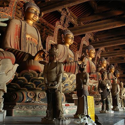 奉国寺+万佛堂石窟+安泰门+广胜寺+义县老火车站一游【包车】