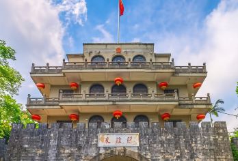 越南谅山+友谊关一日游：赠出境险+身份证出国含午餐+独立小团【一价全含：通行证办理+越南用车1人1座+越式午餐+中文导游+门票；下单赠出境险，结束好评奖励10元】