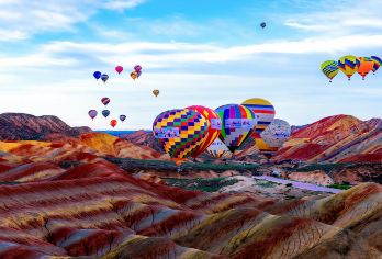张掖七彩丹霞旅游+马蹄寺一日游【精致小团/上门接送】【不同季节，不同景色】