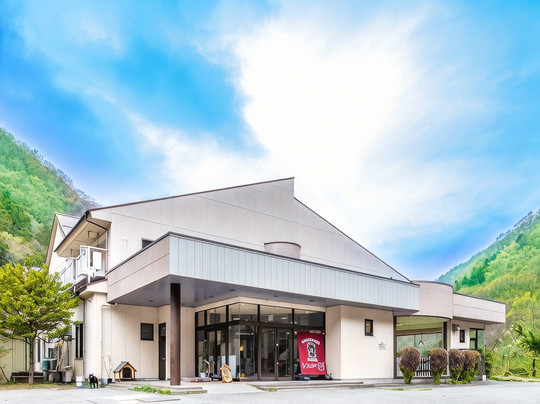 南阿尔卑斯市酒店住宿-Momonoki Onsen Sanwaso