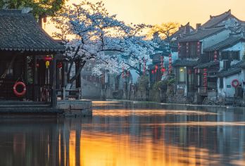 杭州 | 乌镇西栅 |西塘古镇 | 江南水乡&文化深度游【行程可调 | 中文服务 | 省心出行 | 多种车型可选5-20座】