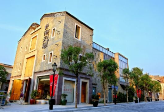 佛山祖庙+醒狮表演+岭南天地+梁园+南风古灶一天游+上门接送【私家旅行：一单一团，不拼客，专属旅行，重本含门票，车上门接送，专职司机护航】