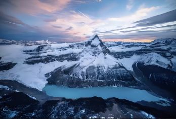 加拿大卡班夫-班夫小镇一日游-可定制【中文专车-舒适纯净】【中文专车出行，景点灵活调整，打卡经典，游玩自己定义，无需等待，专属贴心服务，尽享惬意旅程】