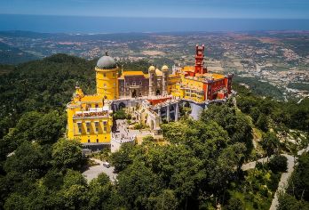 葡萄牙佩纳宫+罗卡角+地狱之口+贝伦文化中心经典线路一日游【葡萄牙华人旅行社，专业团队专业服务】