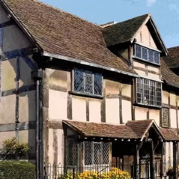英国伦敦莎士比亚出生地+华威城堡+吉百利巧克力世界一日游