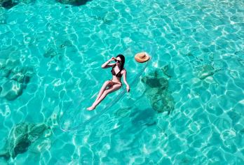 三亚百福岛一日游丨限时升级•玻璃海•体验花样玩海•一价全包【百福湾一价全包纯玩套餐。超长游玩时间，一口气玩儿到爽！】