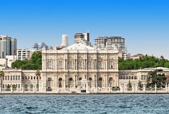 土耳其伊斯坦布尔一日游citywalk【中文导游私人团】【[蓝色清真寺+香料市场+中文导游+citywalk]高效玩转伊斯坦布尔】