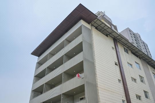 Housr Sector 28 Gurgaon Near Iffco Chowk Metro Station