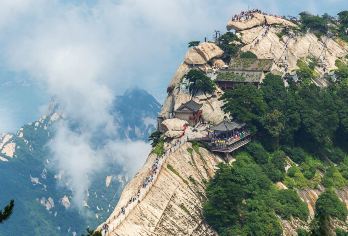 陕西华山一日游【三环内接早/赠自热米饭/登山手套】【[无忧出行]三环内酒店上门接，省去寻路苦恼。早到早上多玩一小时】