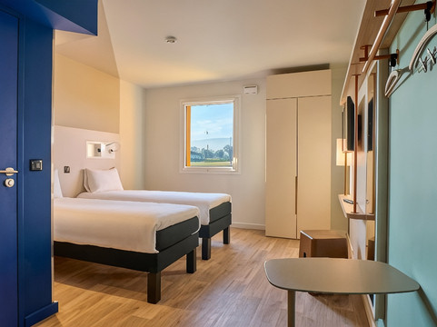 宜必思快捷南锡阿讷马斯酒店