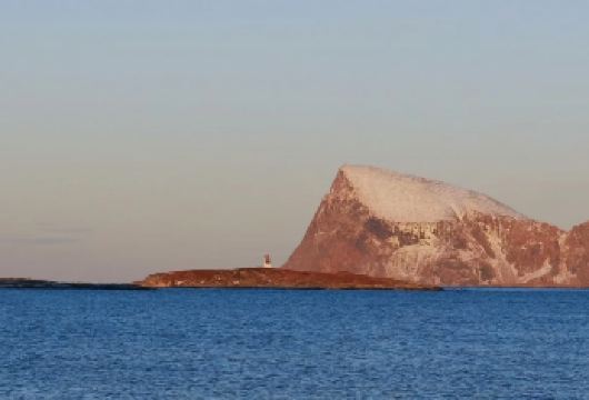 特罗姆瑟包车--索玛若伊岛的极光之旅【无需为交通烦恼，舒适专车全程接送，行程灵活自由，随心掌控游览节奏，沉浸式感受挪威风情。】
