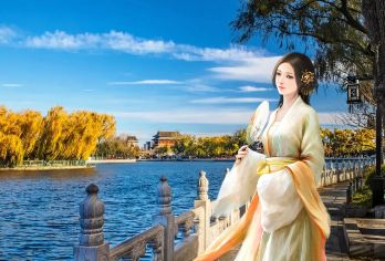 北京南锣鼓巷+鼓楼+什刹海风景区半日游【英文讲解，黄包车体验【私人导游为您讲述胡同的故事】