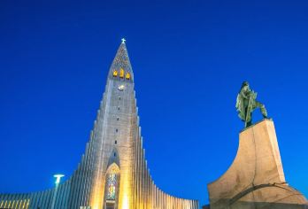 冰岛：雷克雅未克城市及周边经典游｜包车套餐｜拼团套餐｜可选【探索冰岛标志性的蓝湖，发现世界 25 大奇迹之一！】