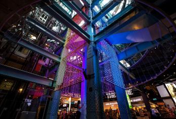 爱尔兰都柏林圣三一学院+都柏林城堡+凤凰公园-中文地陪8小时【亲子游，闺蜜游，家庭游，蜜月游，商务游，尊享私家团服务，不拼团。】