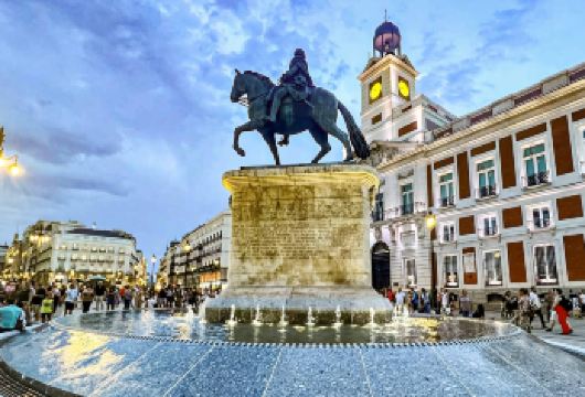 西班牙+马德里王宫+普拉多博物馆+太阳门广场+普拉多大道【精品包车，私享空间，上门接送，轻松出行】