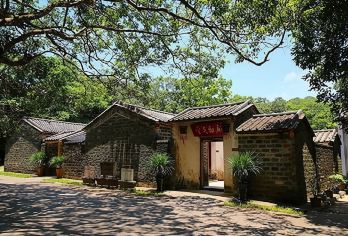 宋氏祖居+石头公园+椰子王国+东郊椰林 文昌纯玩一日游A线【纯玩】