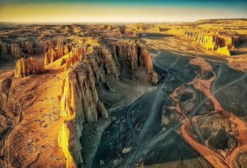 新疆哈密大海道精品小巴团直通车【精品小包团】【优秀司导】【[高性价比][小巴团]-[穿越团]-[星空团]全都有，打卡魔鬼城+打卡大海道核心区网红景点“神仙洞”】