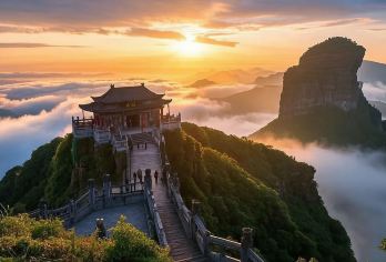 贵阳往返：梵净山+蘑菇石+老金顶 | 品质巴士团一日游#【蘑菇石奇观，自然雕琢，独特造型，令人叹为观止。】