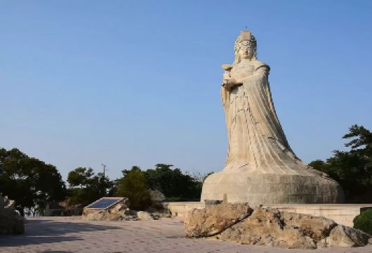 独立成团｜湄洲岛拜拜祈福之旅 妈祖祖庙+鹅尾公园+莲池澳沙滩【打卡湄洲岛妈祖祖庙祈福，串联鹅尾公园、莲池澳沙滩，祈福与看海双体验。】