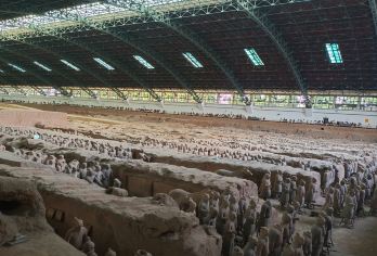 西安兵马俑+西安千古情一日游【VIP1家1团1车独立团】【[私家小团]亲子游/情侣游/闺蜜游，出发时间自由，睡到自然醒，专职司机带您游玩；】