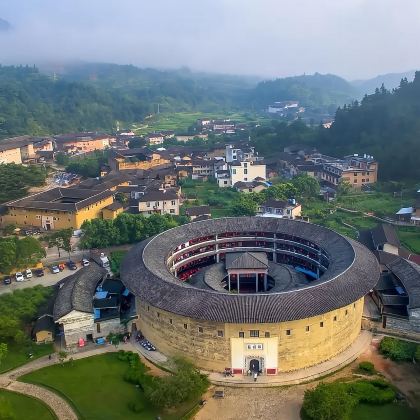 6-8人小团+南靖云水谣景区+永定高北土楼王一日游