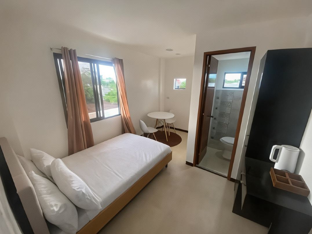 Ma Lourdes Inn- Washington Street