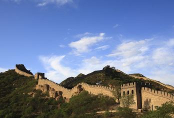 升旗+八达岭长城+鸟巢一日活动【含入内门票/可选小包团】【含鸟巢入内门票，全程讲解1.5小时】